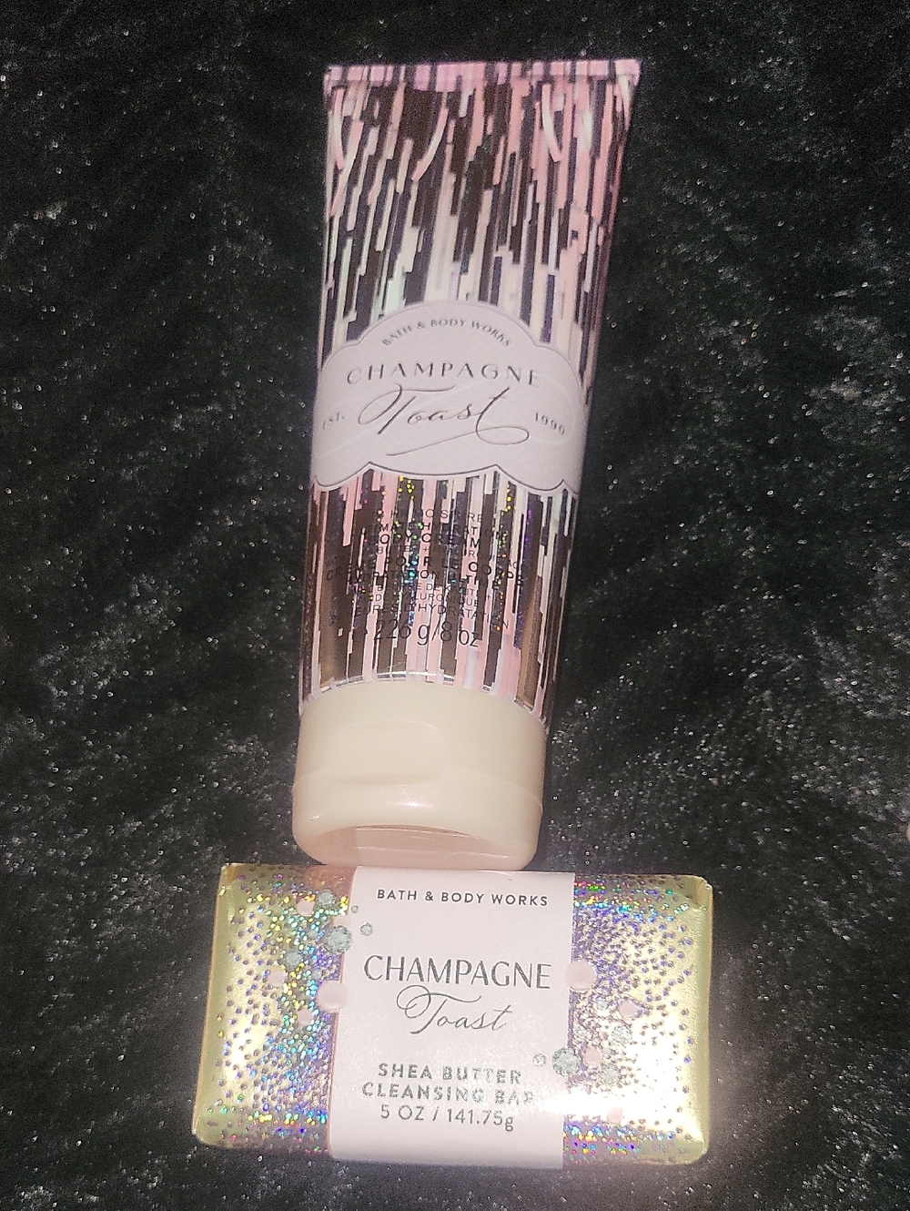 Bath & Body Works Champagne Toast Lotion & Bar Soap Set —